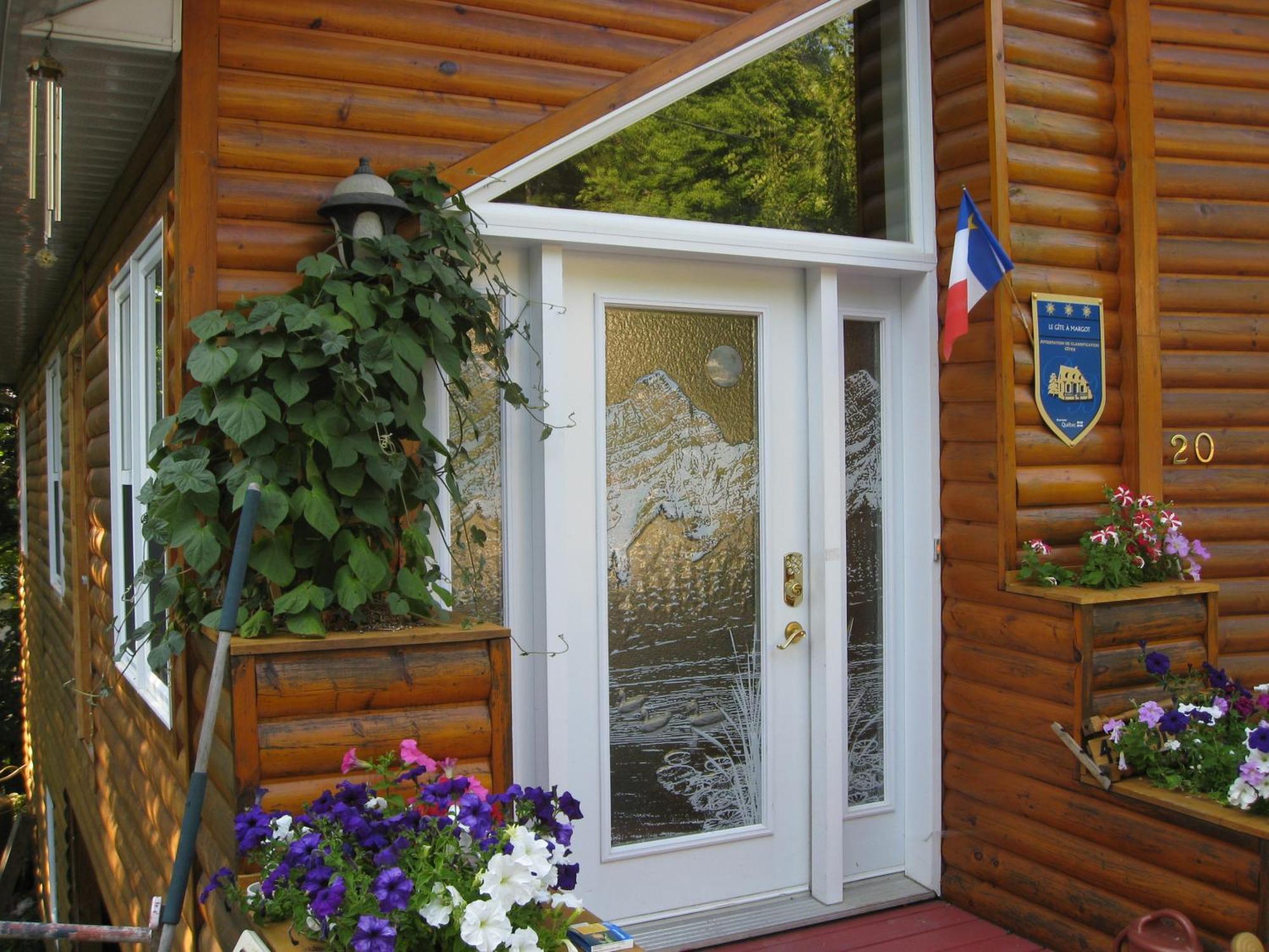 Le Gite A Margot Bromont Exterior foto