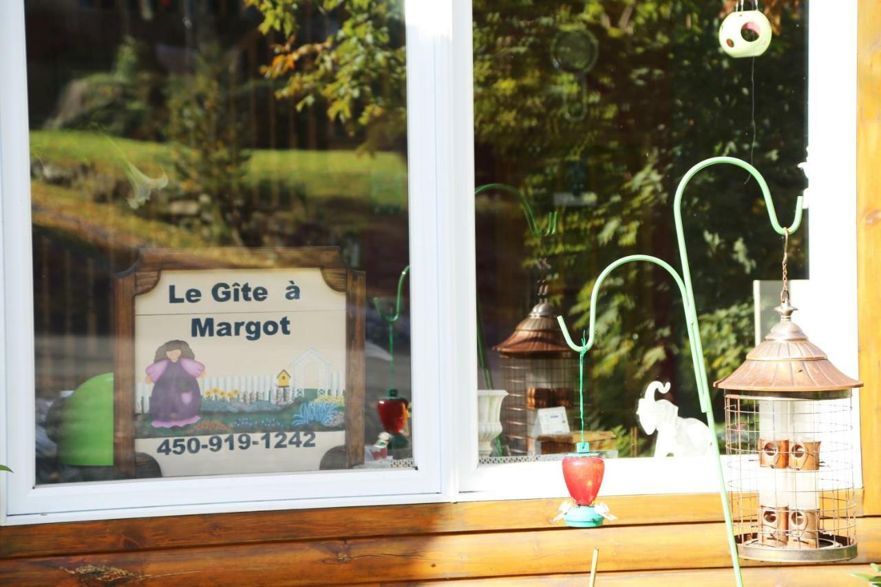 Le Gite A Margot Bromont Exterior foto